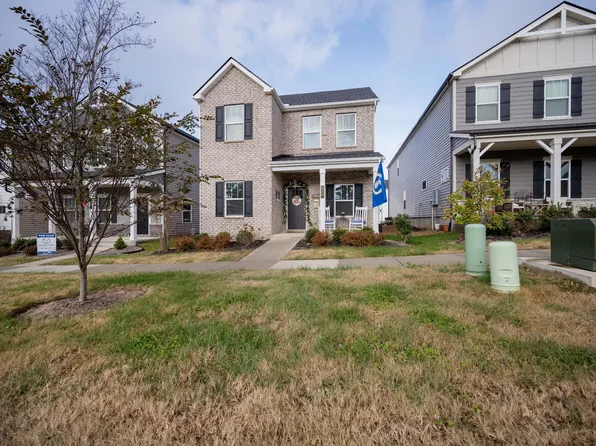 239 River Rd, Columbia, TN 38401