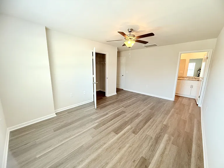 128 Harvest Gold Dr — Photo 14
