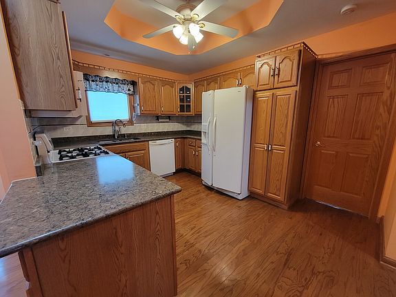 3rd image of 312 Kain St