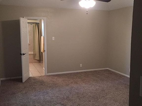 4th image of 1115 Mesa Verde Dr