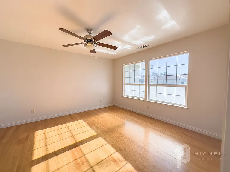 3222 Calistoga Dr — Photo 4