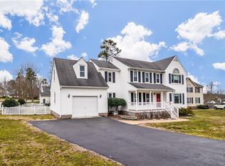 8230 Sunnys Halo Ct, Midlothian, VA 23112