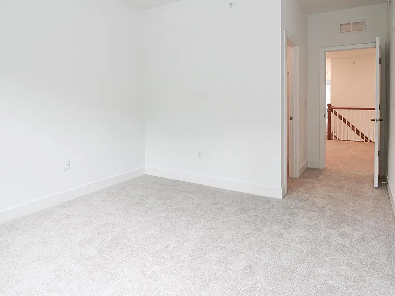71 Veterans Way — Photo 22