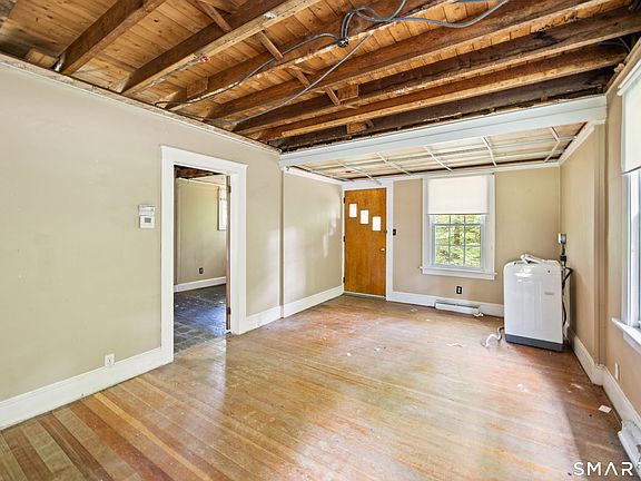 5th image of 69 Munson Road