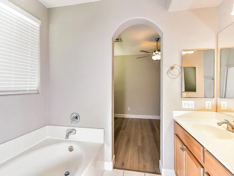4027 Sparrow Rock St — Photo 12