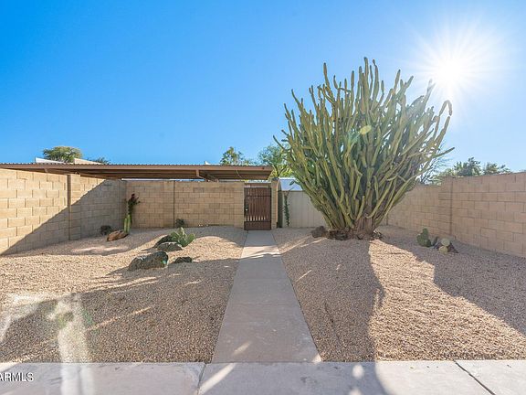 5th image of 2119 E Ellis Drive