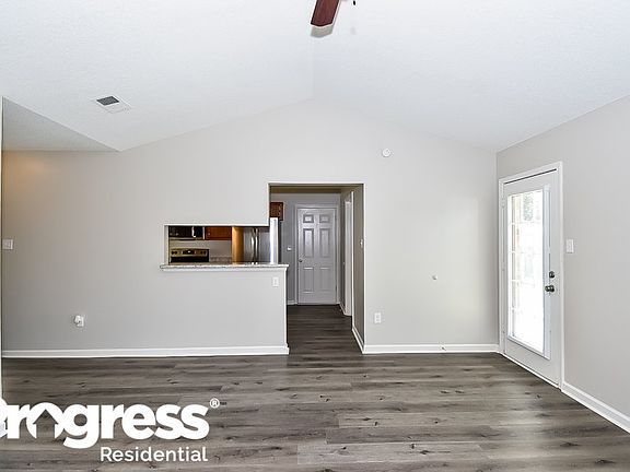 4th image of 5321 Peppermill Dr