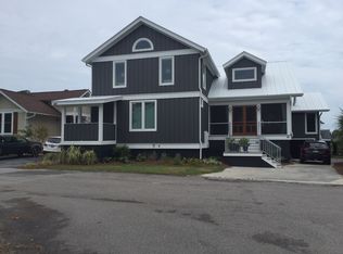 4 Fairway Ct, Hilton Head Island, SC 29928