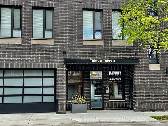 4th image of 3839 N Clark St #11508511