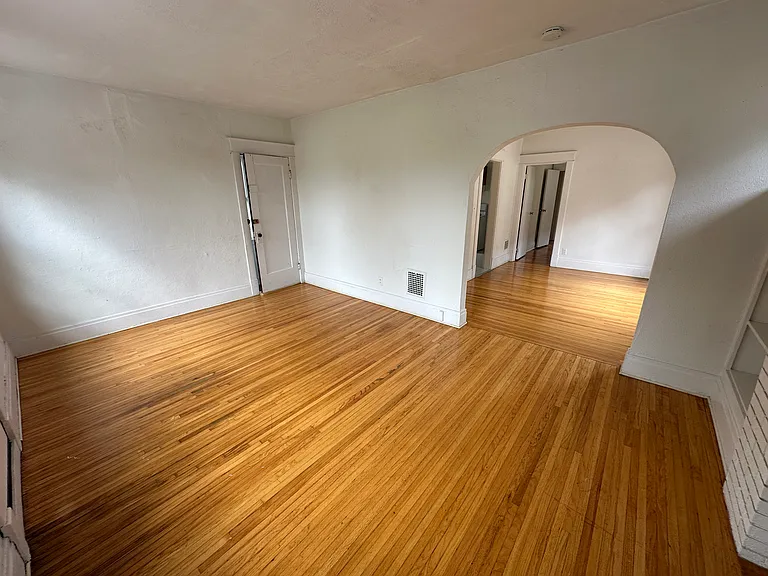 394 Taunton Pl #2UPR — Photo 6