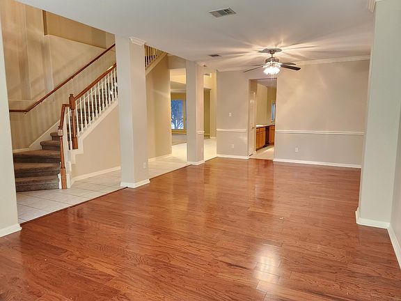 3rd image of 3726 Harvey Penick Dr