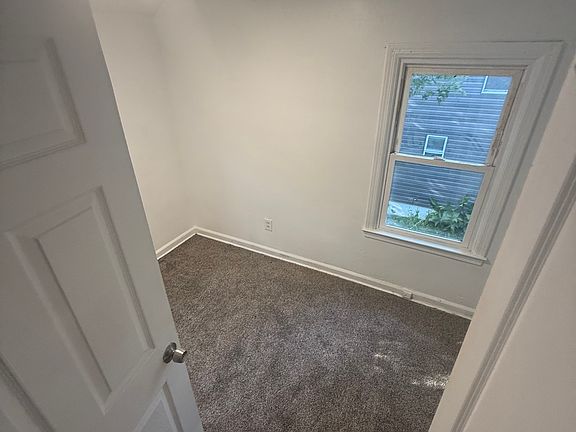 3rd image of 1168 Orlando Ave