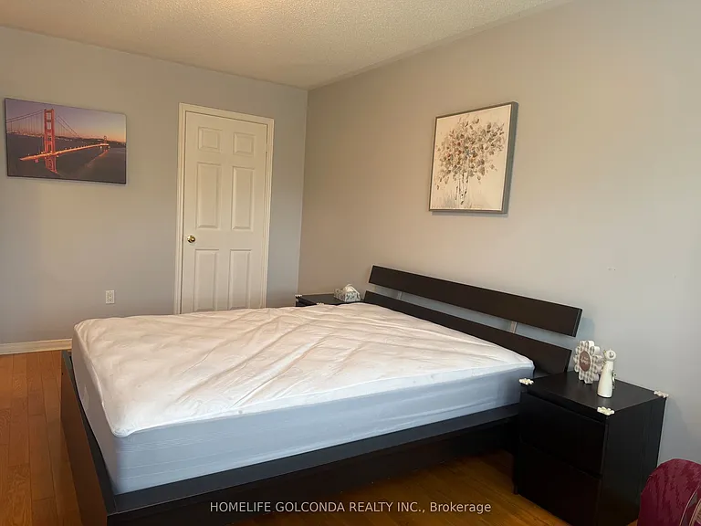 74 Rideau Dr — Photo 10