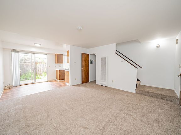 2nd image of 2509 Bartlett St #3