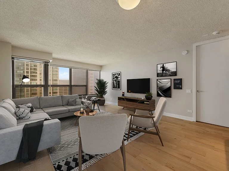 30 E Huron St #3712 — Photo 5