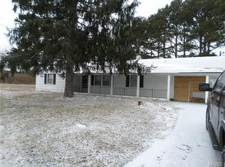 8785 N Service Rd, Bourbon, MO 65441