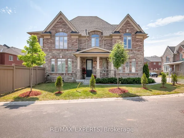 101 Larkinley Ln #Basement, Ajax, ON L1T 0N7