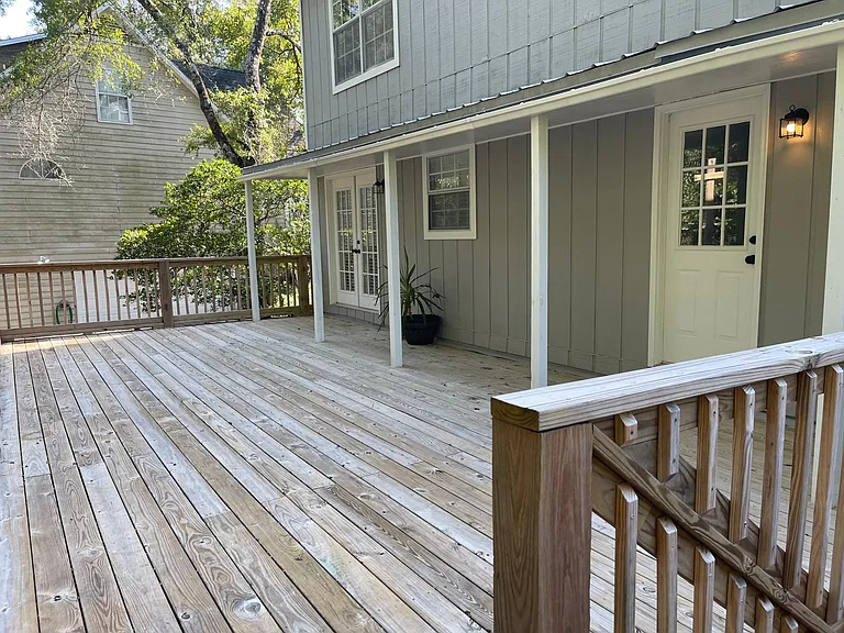 169 Bay View Dr — Photo 22