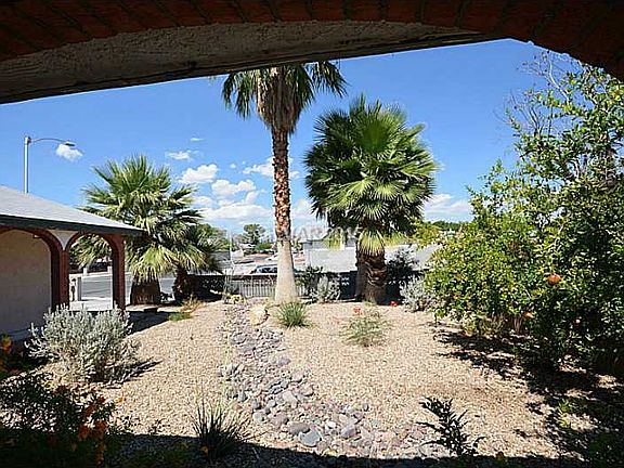 5th image of 1817 Blue Mountain Dr