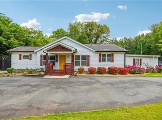 5927 Rockbridge Rd, Stone Mountain, GA 30087