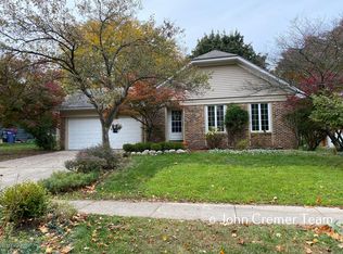 2305 Briar Hills Dr NE, Grand Rapids, MI 49505