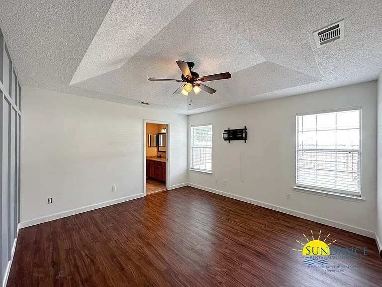 634 Jerrells Ave — Photo 9