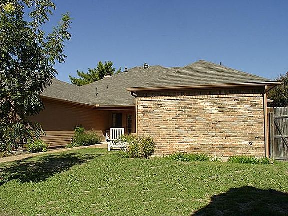 3rd image of 2530 Dove Creek Ln