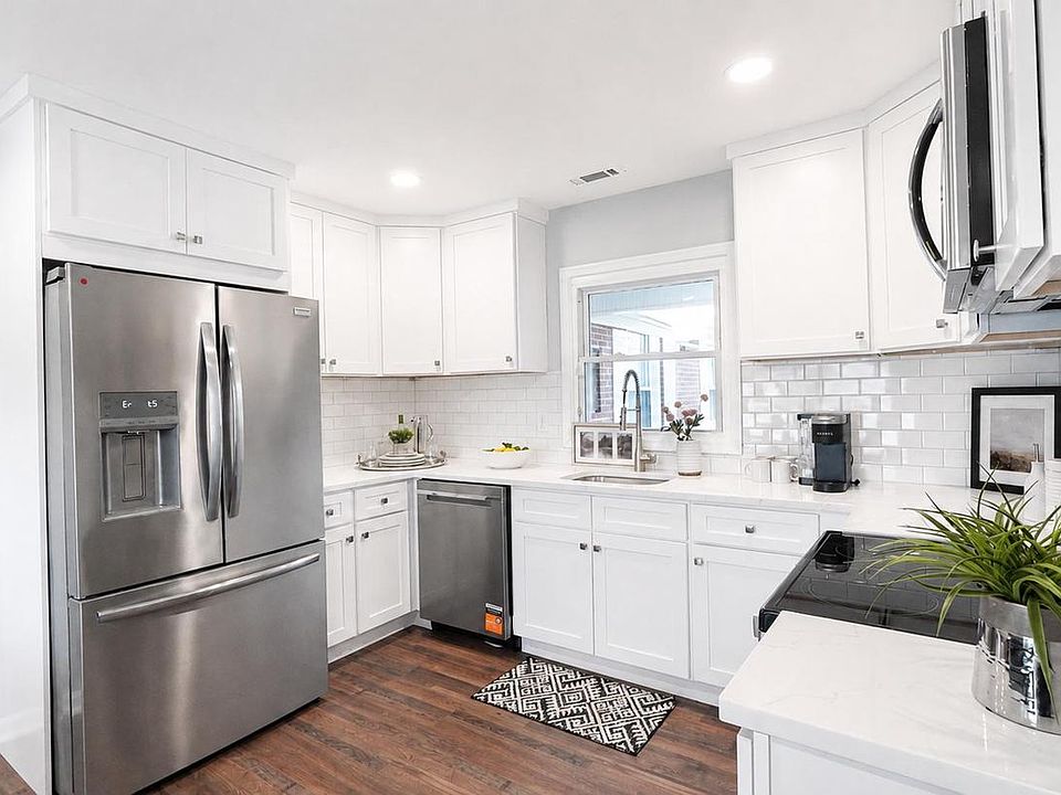 1st image of 8 Marblestone Ln