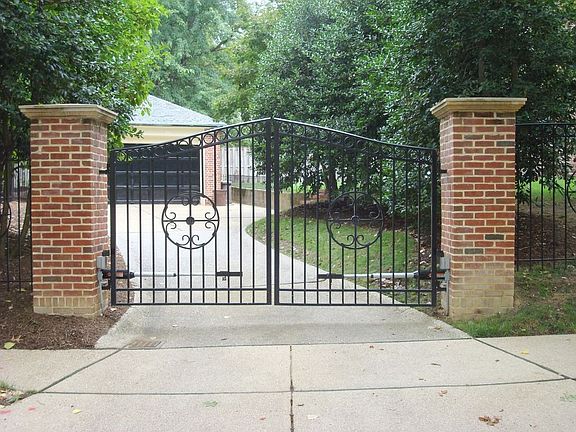 Gated Driveway