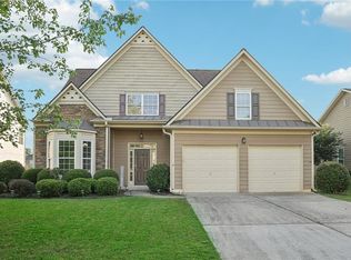 5470 Fieldfreen Dr, Cumming, GA 30028