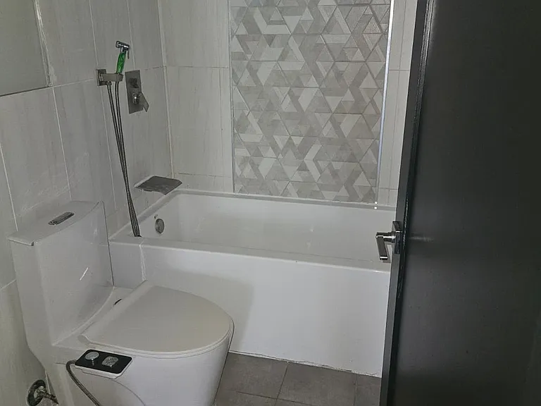 305-306 Magnolia Ave #1 — Photo 3