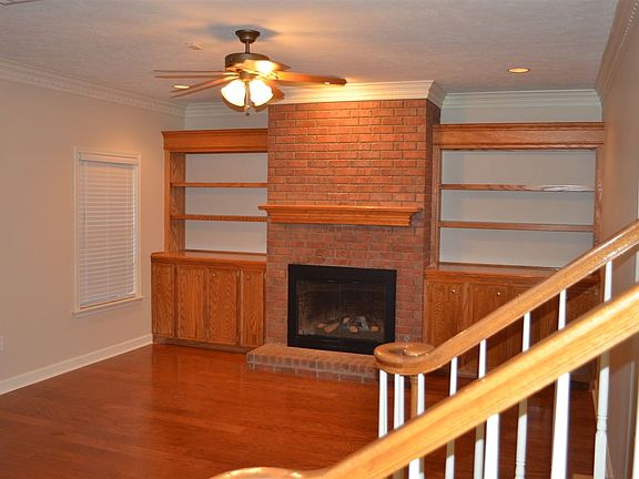 5th image of 109 Woodlands Park Dr