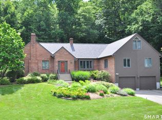 98 Old Farms Road, Glastonbury, CT 06073