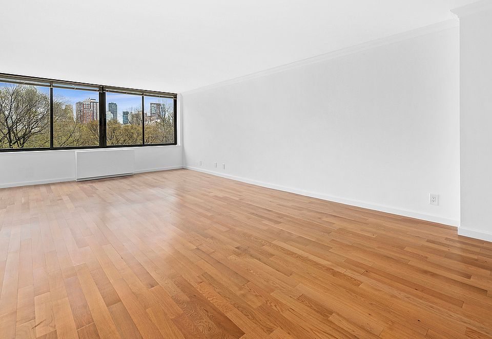 1st image of 800 5th Ave #33FF