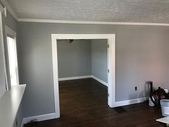 2nd image of 318 W 8th St