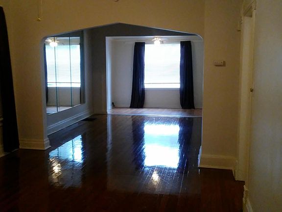 2nd image of 7431 S Ingleside Ave #1