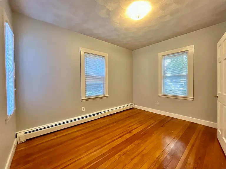 118-120 Paul Revere Rd #120 — Photo 9