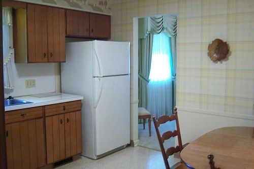 5th image of 469 Crestview Dr