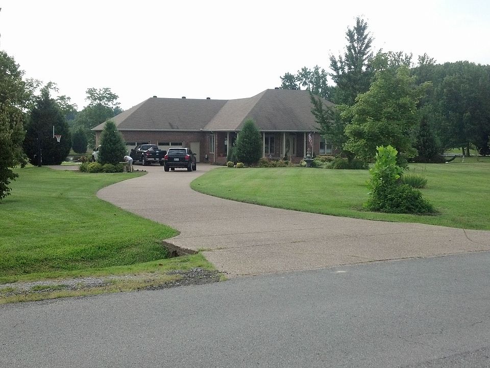 Front Yard with large Drive