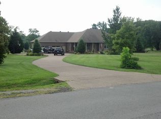 5071 Windland Dr, Springfield, TN 37172