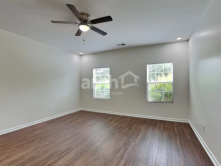 7305 Ethans Way — Photo 11