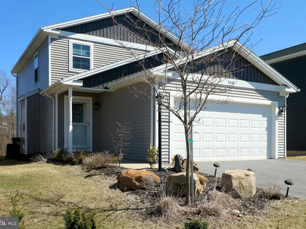 145 Amicus Dr, Port Matilda, PA 16870