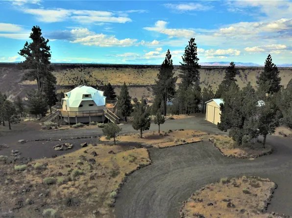 12300 SW This Way Ln, Culver, OR 97734