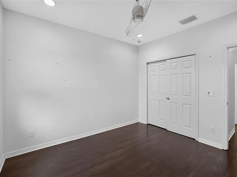 8016 Marbella Creek Ave — Photo 14