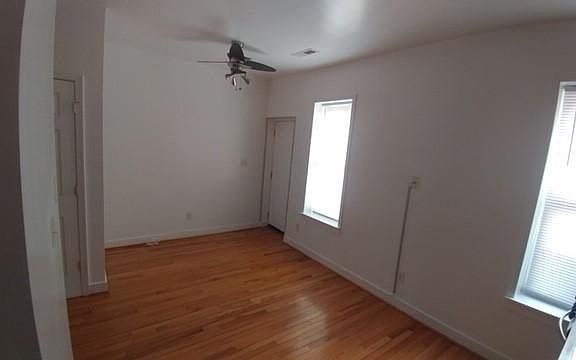 5th image of 1423 W Leigh St #2