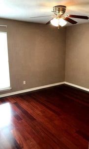 400 W 35th St APT 210, Austin, TX, 78705