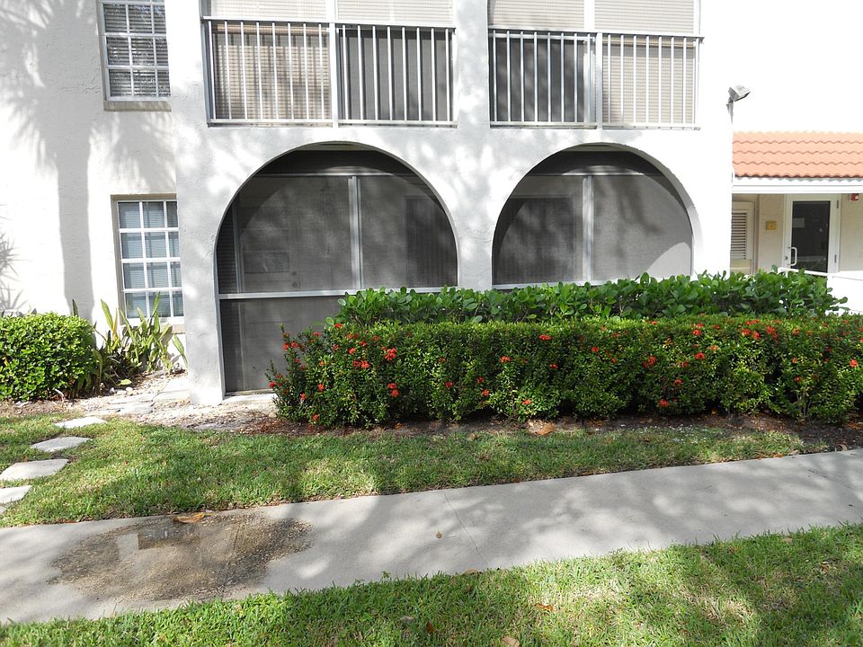1st image of 250 NE 20th Street #123s