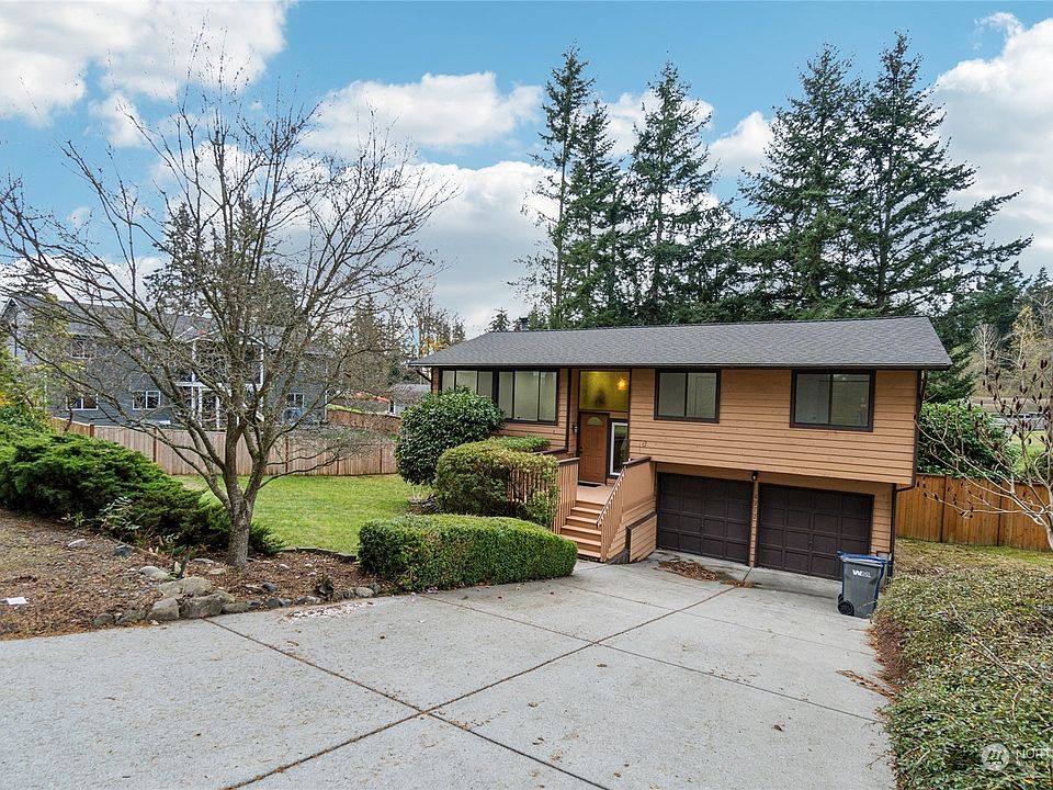 1st image of 4212 Meridian Avenue N