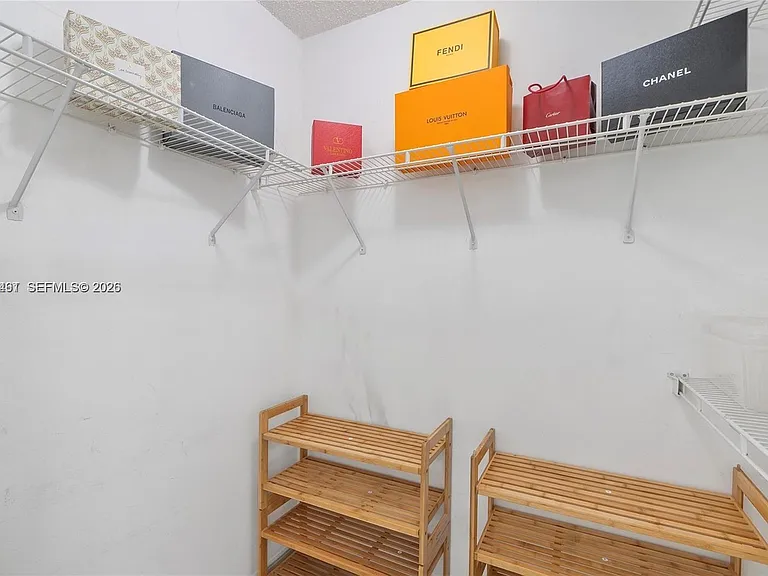 1155 Brickell Bay Dr #603 — Photo 9