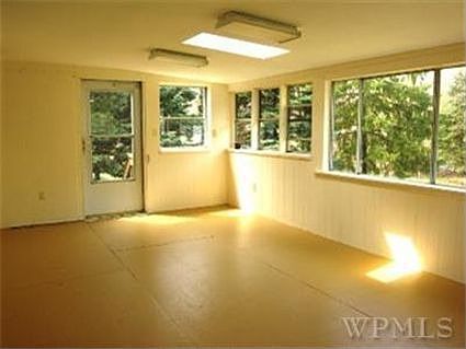 3rd image of 2731 Cecile Dr
